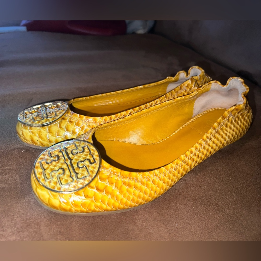 Tory Burch flats
